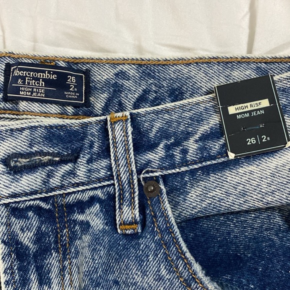 AF Mom jeans - Picture 2 of 2